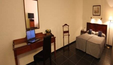 Imagen general del Hotel Caribe, Rota. Foto 10