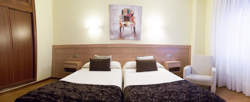 Imagen de la habitación del Hotel Caribe Sanxenxo. Foto 14