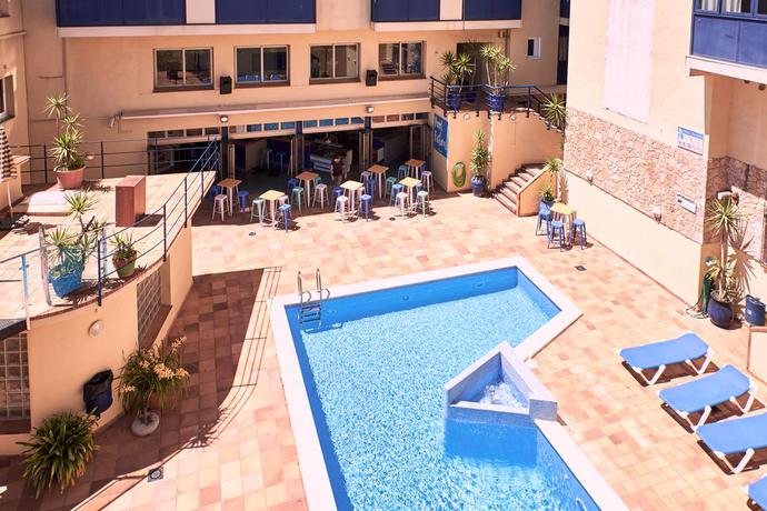 Imagen general del Hotel Caribe Youth. Foto 11