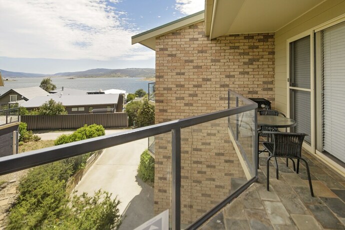 Imagen general del Hotel Caribou 3 - Modern and spacious with views over Lake Jindabyne. Foto 2