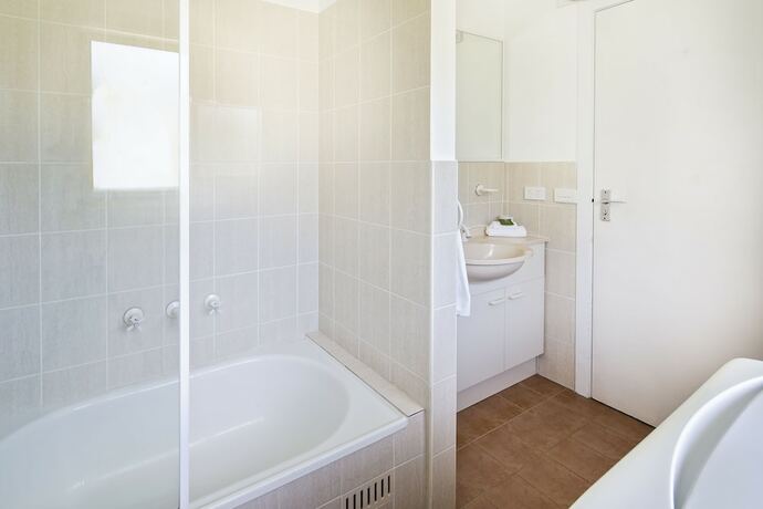 Imagen de la habitación del Hotel Caribou 3 - Modern and spacious with views over Lake Jindabyne. Foto 8