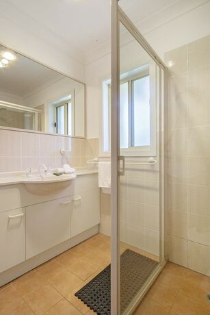 Imagen de la habitación del Hotel Caribou 3 - Modern and spacious with views over Lake Jindabyne. Foto 13