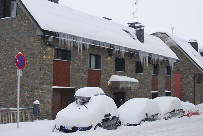 Imagen de los exteriores del Hotel Caribou, Pas de la Casa. Foto 9