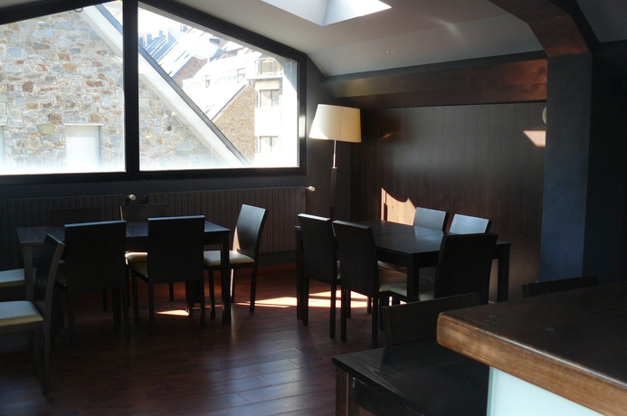 Imagen de los interiores del Hotel Caribou, Pas de la Casa. Foto 10