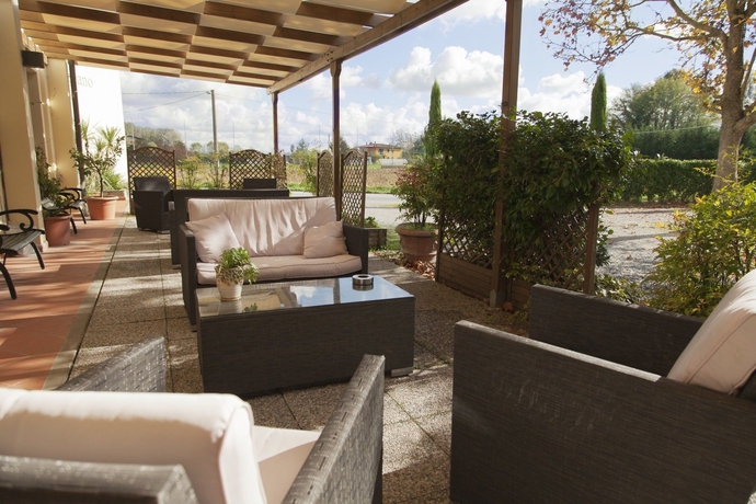 Imagen de los exteriores del Hotel Carignano. Foto 6