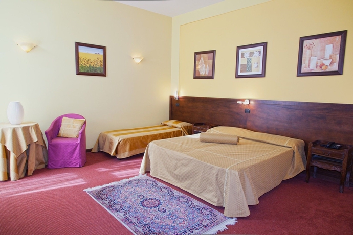 Imagen de la habitación del Hotel Carignano, Lucca. Foto 5