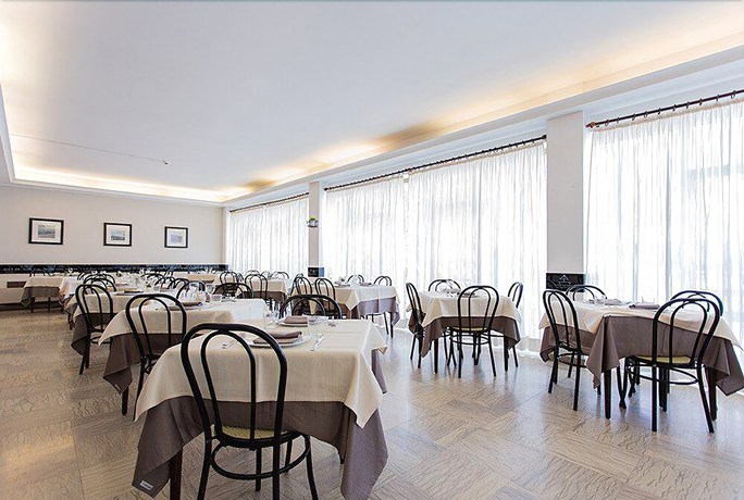 Imagen del bar/restaurante del Hotel Carignano, Riccione. Foto 6