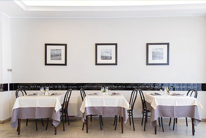 Imagen del bar/restaurante del Hotel Carignano, Riccione. Foto 7