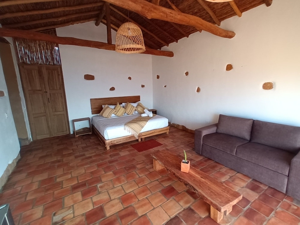 Imagen de la habitación del Hotel Carigu&aacute;. Foto 6