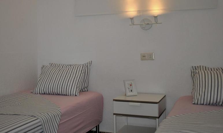 Imagen de la habitación del Hotel Carihuela Park. Foto 4