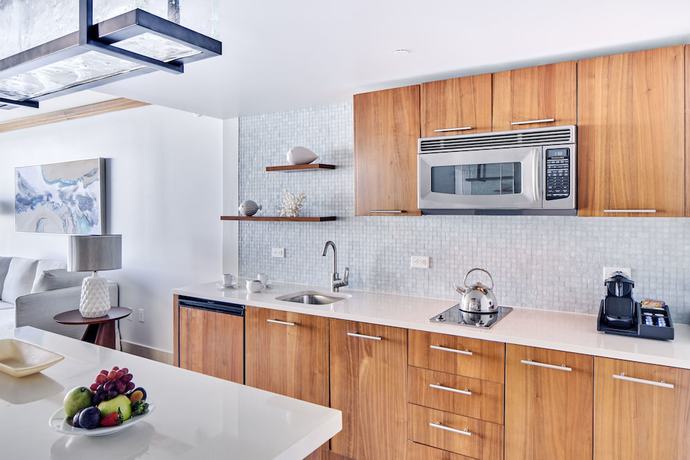 Imagen de la habitación del Hotel Carillon Miami Wellness Resort. Foto 7