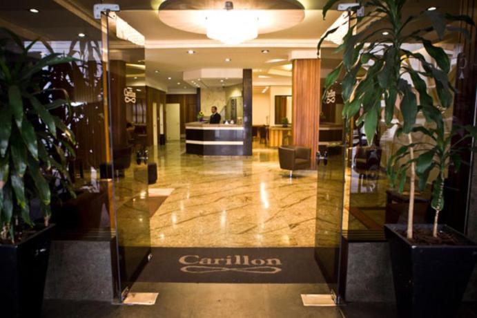 Imagen de los interiores del Hotel Carillon Plaza. Foto 7