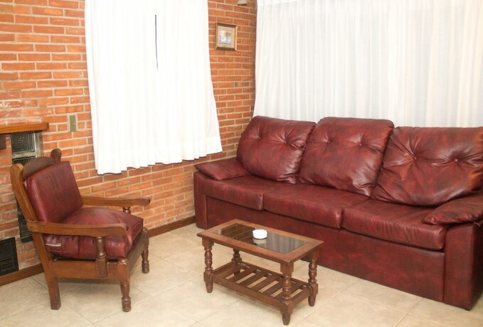 Imagen de la habitación del Hotel Carilo Hills. Foto 17