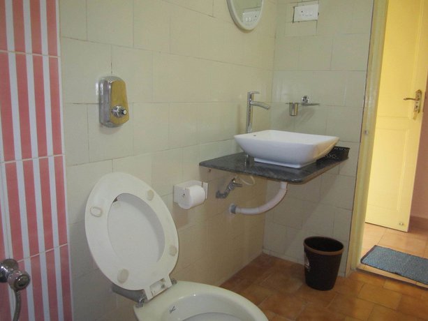 Imagen de la habitación del Hotel Carina Beach Resort. Foto 8