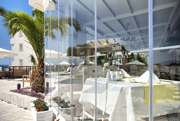 Imagen del bar/restaurante del Hotel Carina, Kusadasi. Foto 9