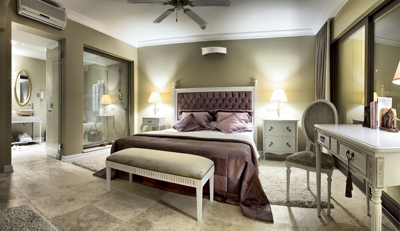 Imagen de la habitación del Hotel Carina, Kusadasi. Foto 15