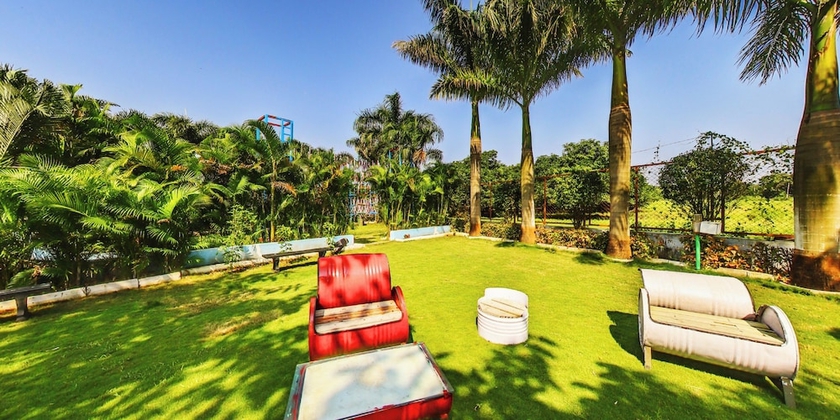 Imagen de los exteriores del Hotel Carina Retreat Resort. Foto 8