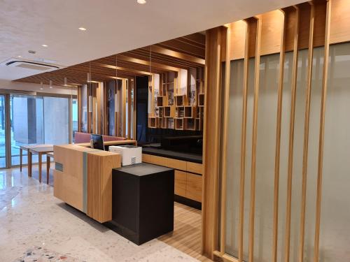 Imagen general del Hotel Carine Centar. Foto 1