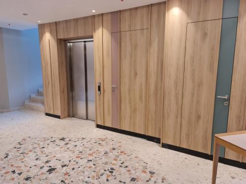 Imagen general del Hotel Carine Centar. Foto 3