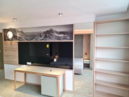 Imagen general del Hotel Carine Centar. Foto 4