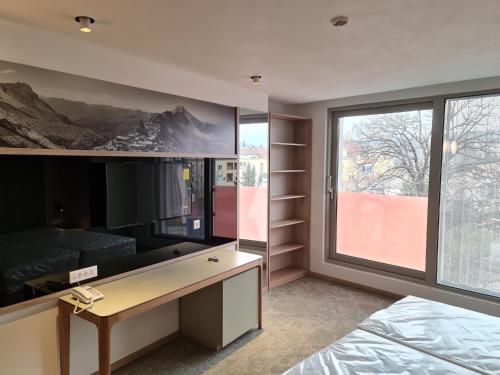 Imagen general del Hotel Carine Centar. Foto 8