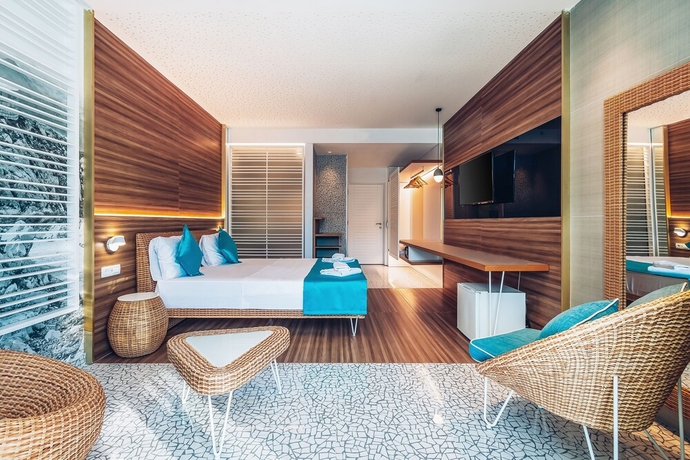 Imagen de la habitación del Hotel Carine Kumbor. Foto 2