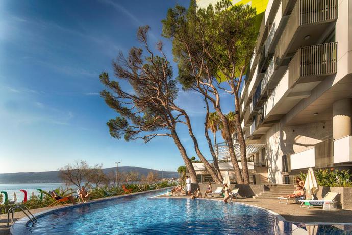 Imagen general del Hotel Carine Park. Foto 4