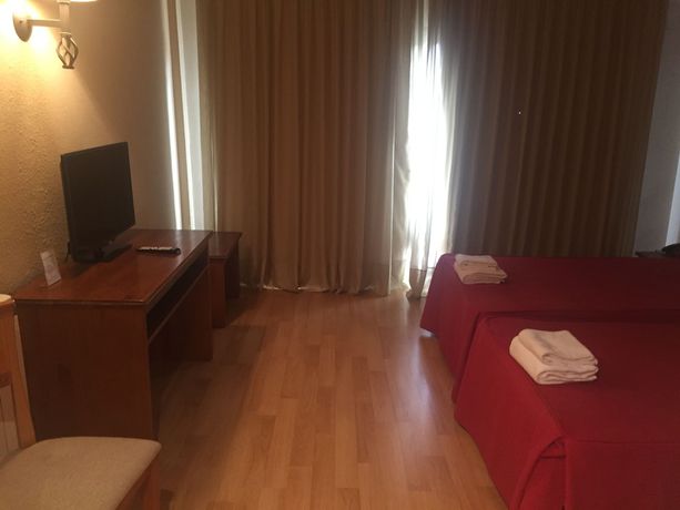 Imagen de la habitación del Hotel Cariñena. Foto 6