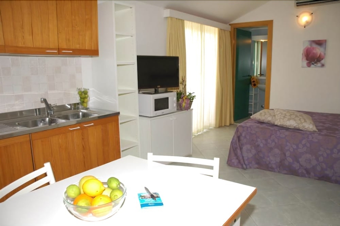 Imagen de la habitación del Hotel Carinzia. Foto 9