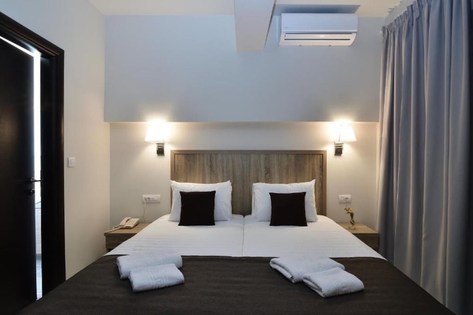 Imagen de la habitación del Hotel Carisa Maleme. Foto 12