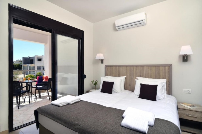Imagen de la habitación del Hotel Carisa Maleme. Foto 14