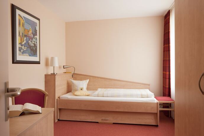 Imagen de la habitación del Hotel Caritas Tagungszentrum, Friburgo. Foto 20