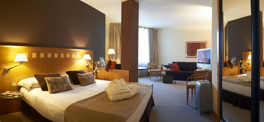 Imagen de la habitación del Hotel Carlemany Girona. Foto 10