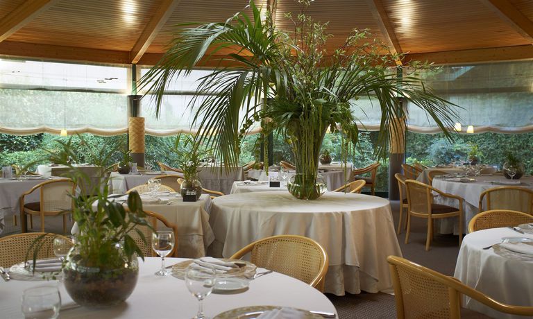 Imagen del bar/restaurante del Hotel Carlemany Girona. Foto 8