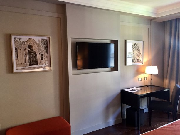 Imagen de la habitación del Hotel Carles Buenos Aires. Foto 5