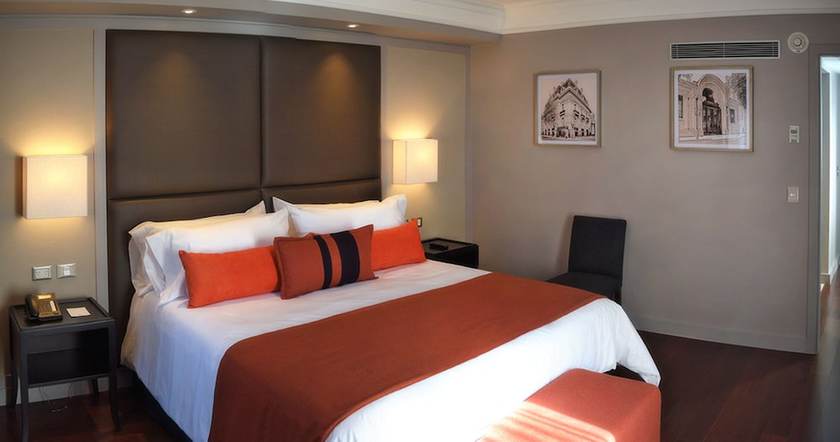 Imagen de la habitación del Hotel Carles Buenos Aires. Foto 15