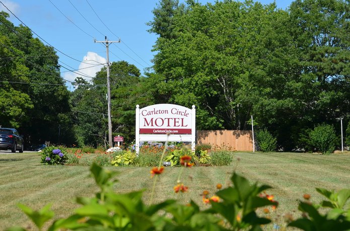 Imagen de los exteriores del Hotel Carleton Circle Motel Falmouth. Foto 11