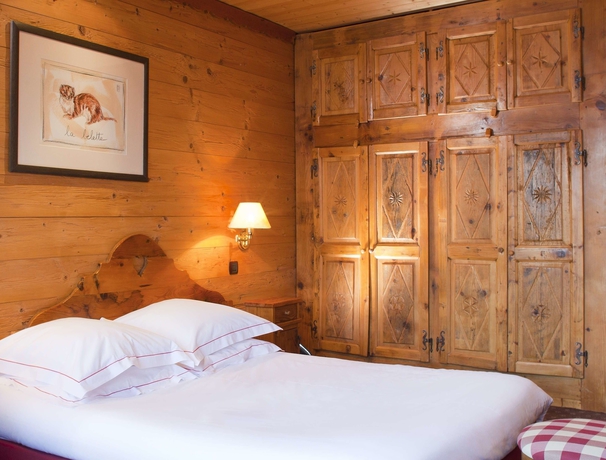 Imagen de la habitación del Hotel Carlina, Les Tollets. Foto 4