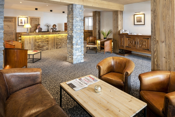 Imagen de los interiores del Hotel Carlina, Les Tollets. Foto 13