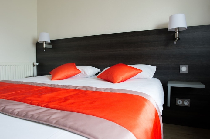 Imagen de la habitación del Hotel Carline, Beaune. Foto 8