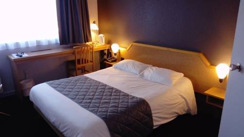 Imagen de la habitación del Hotel Carline, Caen. Foto 6