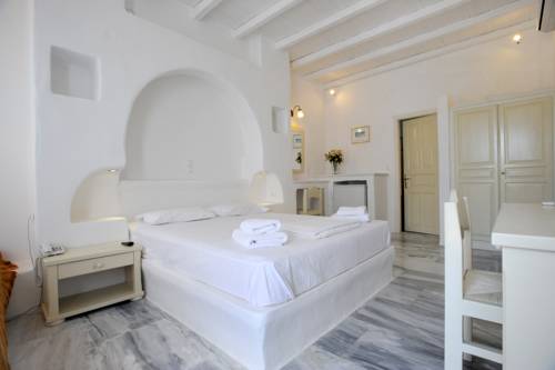Imagen de la habitación del Hotel Carlo Bungalows. Foto 6