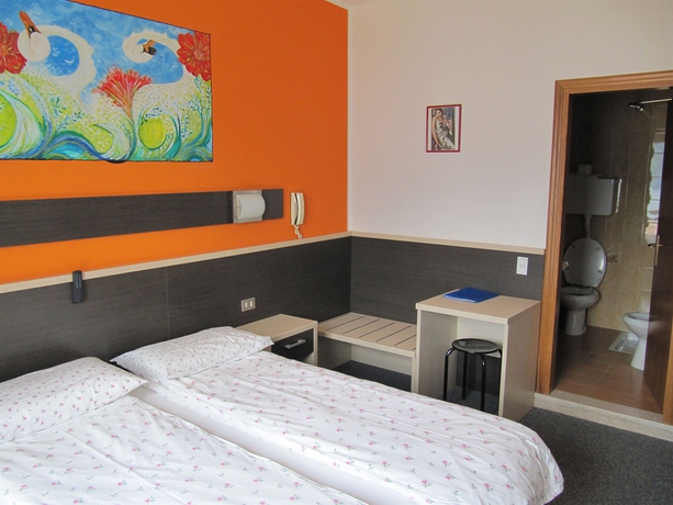 Imagen de la habitación del Hotel Carlo. Foto 3