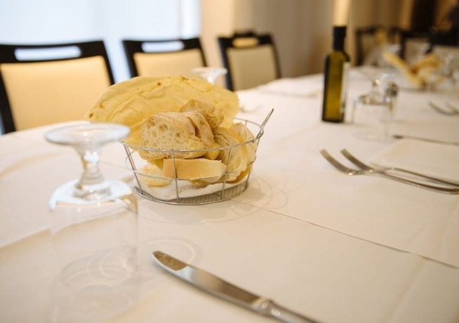 Imagen del bar/restaurante del Hotel Carlo Felice. Foto 2