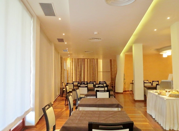 Imagen del bar/restaurante del Hotel Carlo Felice. Foto 4