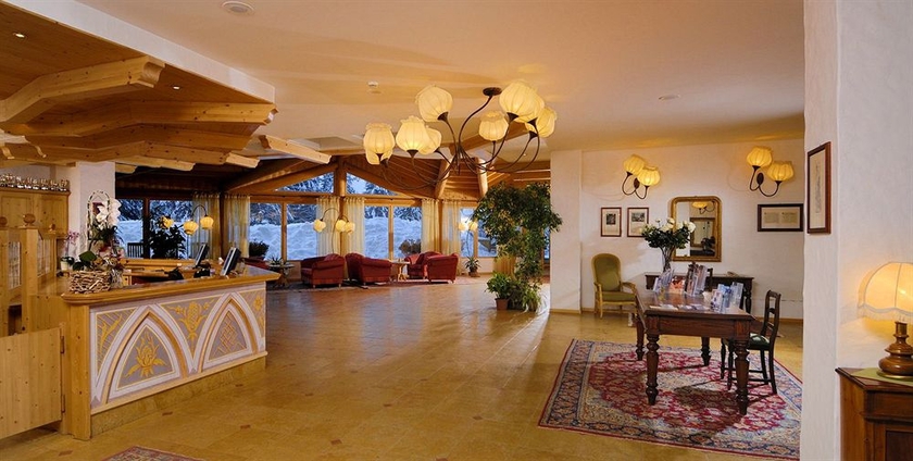 Imagen de los interiores del Hotel Carlo Magno Spa Resort. Foto 5