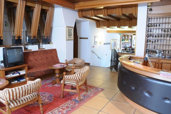Imagen de los interiores del Hotel Carlone. Foto 19
