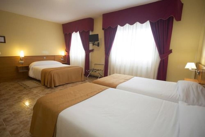 Imagen de la habitación del Hotel Carlos 96. Foto 2