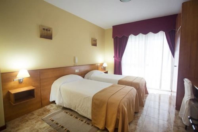 Imagen de la habitación del Hotel Carlos 96. Foto 4