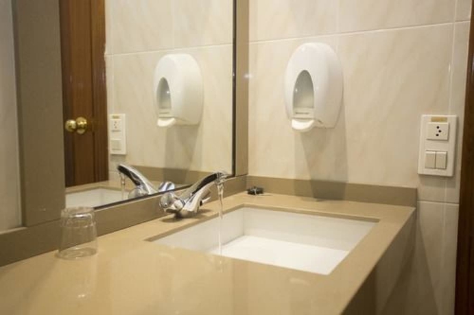 Imagen de la habitación del Hotel Carlos 96. Foto 14